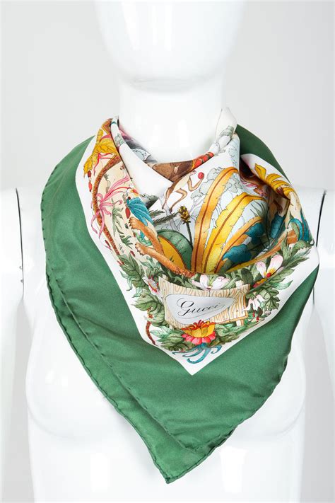 gucci accornero scarf|Altro.